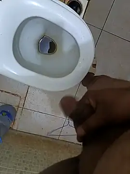 Snapshot of Rone9936 chatting on February 2026 05:33:01 PM Rone9936 online show from February 2026 05:33:01 PM