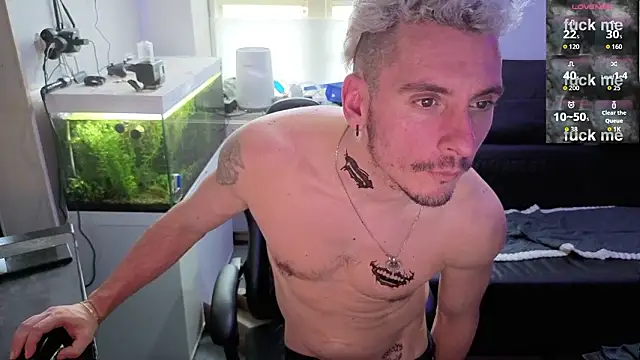 Rayzel White online show from February 2026 02:31:02 PM