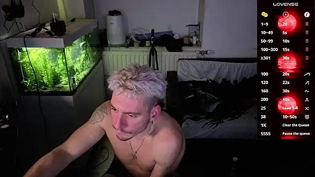 Rayzel White online show from March 2026 11:00:01 PM