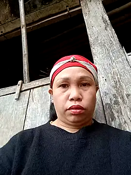 Snapshot of CM1812 chatting on March 2026 01:55:02 AM CM1812 online show from March 2026 01:55:02 AM