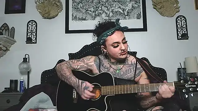 Snapshot of VeraVendetta chatting on February 2026 07:12:01 AM VeraVendetta online show from February 2026 07:12:01 AM