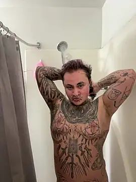 Snapshot of VeraVendetta chatting on February 2026 07:00:02 PM VeraVendetta online show from February 2026 07:00:02 PM