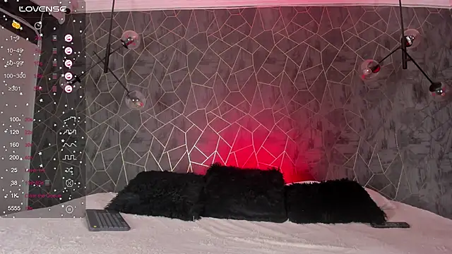 Snapshot of tiarha_18 chatting on February 2026 04:17:02 AM tiarha 18 online show from February 2026 04:17:02 AM