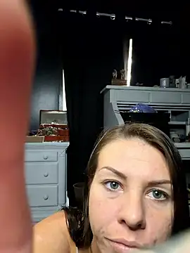 Snapshot of tastemecaroline chatting on February 2026 02:58:02 PM tastemecaroline online show from February 2026 02:58:02 PM