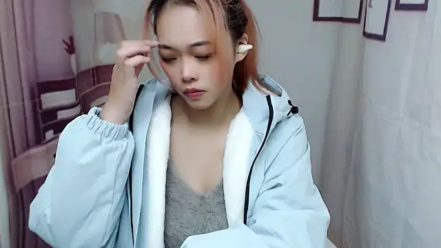 Snapshot of afan1022 chatting on February 2026 04:27:02 AM afan1022 online show from February 2026 04:27:02 AM