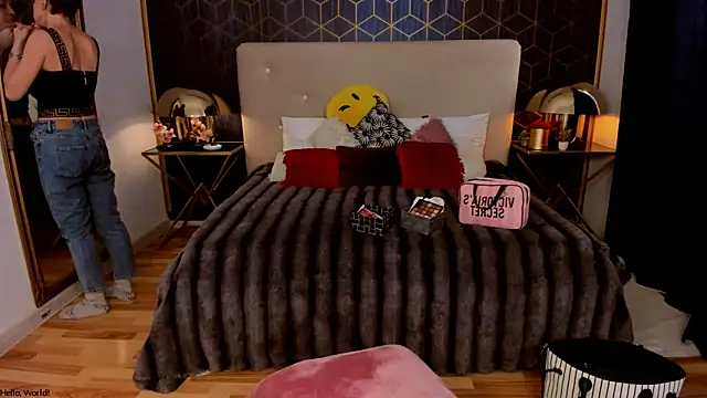 Snapshot of GingerWixxx chatting on February 2026 06:59:02 AM GingerWixxx online show from February 2026 06:59:02 AM