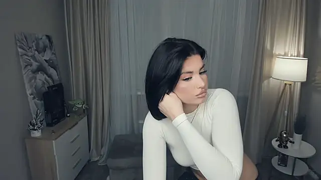 Snapshot of heylilshawty chatting on February 2026 08:34:01 PM heylilshawty online show from February 2026 08:34:01 PM