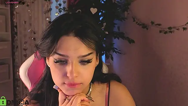 Snapshot of Leslie_Wholsh chatting on March 2026 01:01:02 AM Leslie Wholsh online show from March 2026 01:01:02 AM