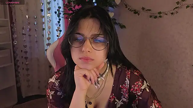 Snapshot of Leslie_Wholsh chatting on March 2026 03:01:02 AM Leslie Wholsh online show from March 2026 03:01:02 AM