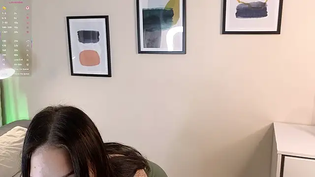 Snapshot of Jenifer_Stound chatting on February 2026 03:21:02 PM Jenifer Stound online show from February 2026 03:21:02 PM