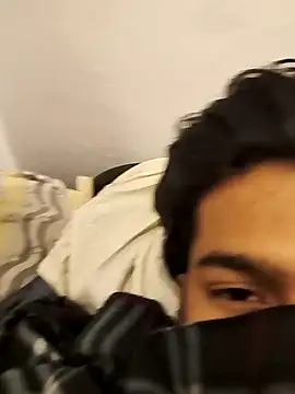 Snapshot of Hottlund6 chatting on January 2026 05:28:02 PM Hottlund6 online show from January 2026 05:28:02 PM