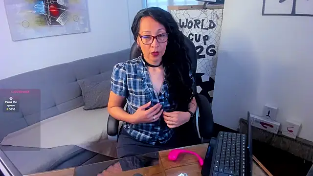 loretta fraser online show from July 2026 01:17:02 PM