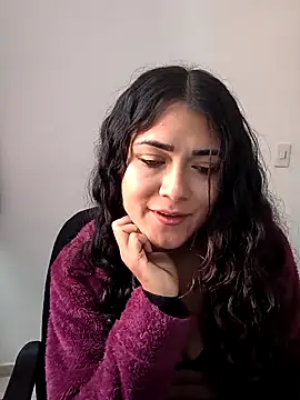 Freyarosse online show from February 2026 02:54:02 PM