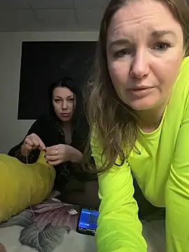 Snapshot of _Mila_Love chatting on February 2026 02:00:02 PM Mila Love online show from February 2026 02:00:02 PM