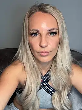 JulieSol online show from January 2026 08:52:01 AM