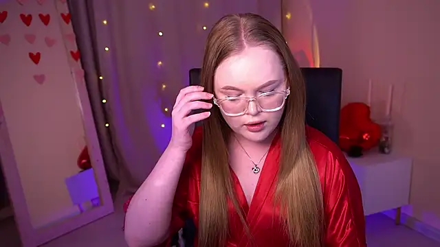 Snapshot of FeliciaLorne chatting on February 2026 01:25:01 PM FeliciaLorne online show from February 2026 01:25:01 PM