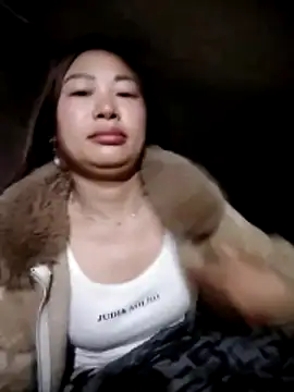 Snapshot of out-lustt chatting on February 2026 11:32:02 PM out-lustt online show from February 2026 11:32:02 PM