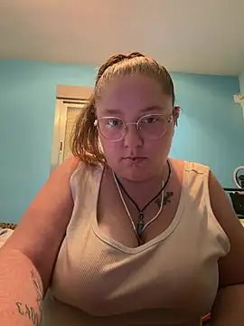 Snapshot of _maracr19_ chatting on June 2026 01:57:02 PM maracr19 online show from June 2026 01:57:02 PM