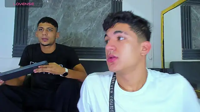 Snapshot of ALEX_KEITH26 chatting on February 2026 11:43:02 AM ALEX KEITH26 online show from February 2026 11:43:02 AM