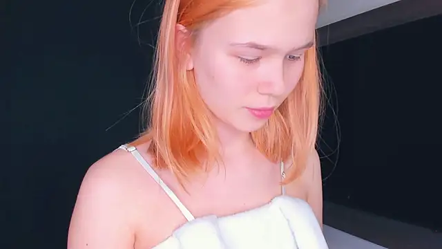 OwlLynn online show from March 2026 02:54:01 PM