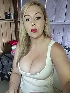 Snapshot of SofiaMilfx69 chatting on April 2026 12:09:02 PM SofiaMilfx69 online show from April 2026 12:09:02 PM