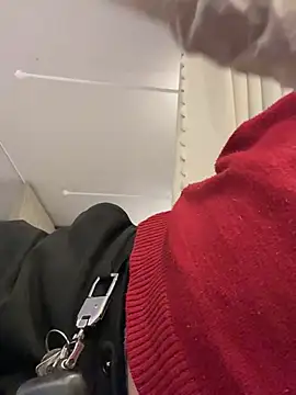 Snapshot of nmducnb chatting on February 2026 12:32:02 PM nmducnb online show from February 2026 12:32:02 PM