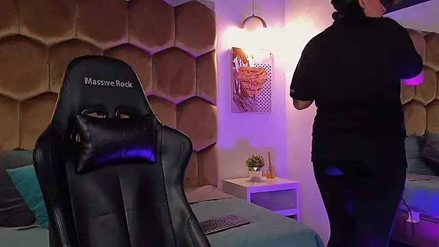 Snapshot of Mila_laurent1 chatting on February 2026 08:58:01 PM Mila laurent1 online show from February 2026 08:58:01 PM