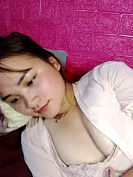 Lisakeem online show from March 2026 04:17:02 AM