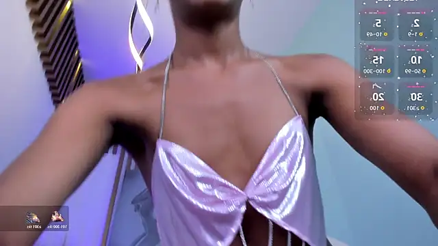 Snapshot of VictoriaRousse_ chatting on February 2026 10:19:02 PM VictoriaRousse online show from February 2026 10:19:02 PM