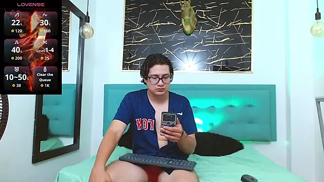 Danner Alaia online show from February 2026 08:45:02 PM