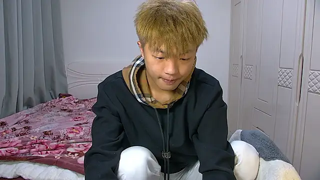 Chocolates-001 online show from February 2026 05:56:01 AM