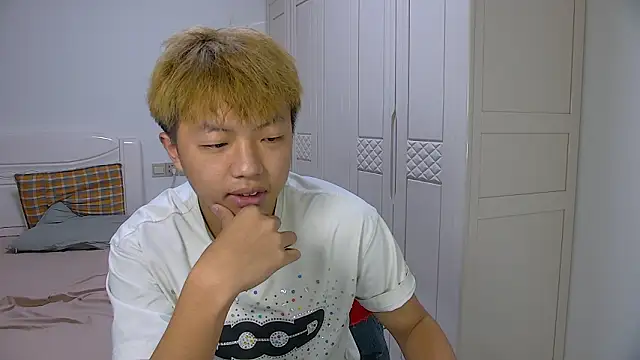 Chocolates-001 online show from March 2026 11:38:01 AM