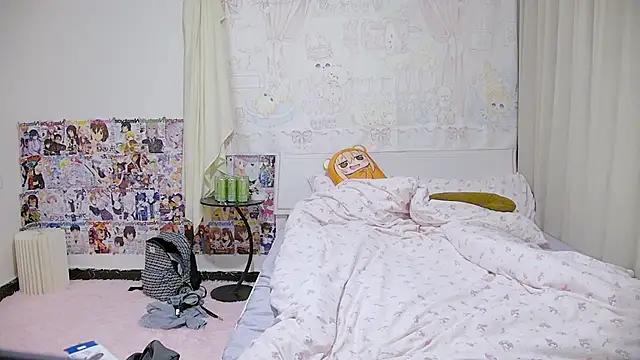 Chocolates-001 online show from April 2026 11:48:01 AM