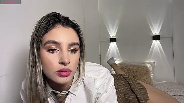 Snapshot of KendallQuin chatting on January 2026 05:40:01 PM KendallQuin online show from January 2026 05:40:01 PM