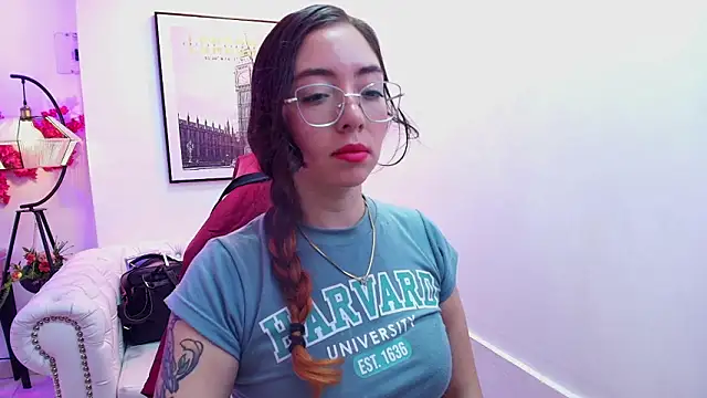 Snapshot of Veronica_miiller chatting on January 2026 07:45:01 PM Veronica miiller online show from January 2026 07:45:01 PM