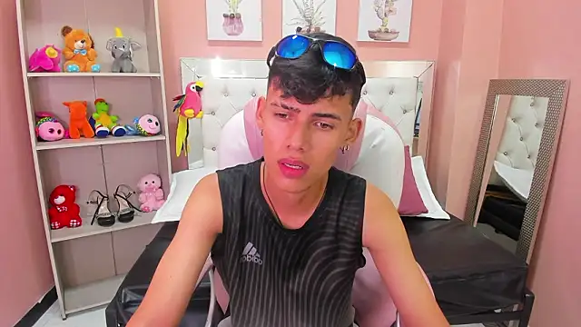 Snapshot of Astaroth_Grigori chatting on February 2026 09:33:01 PM Astaroth Grigori online show from February 2026 09:33:01 PM