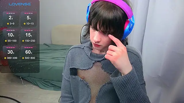 LeonBoykisser online show from May 2026 07:31:02 PM