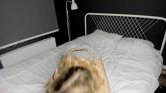 Snapshot of lovely_dovelyyy chatting on February 2026 02:51:01 PM lovely dovelyyy online show from February 2026 02:51:01 PM