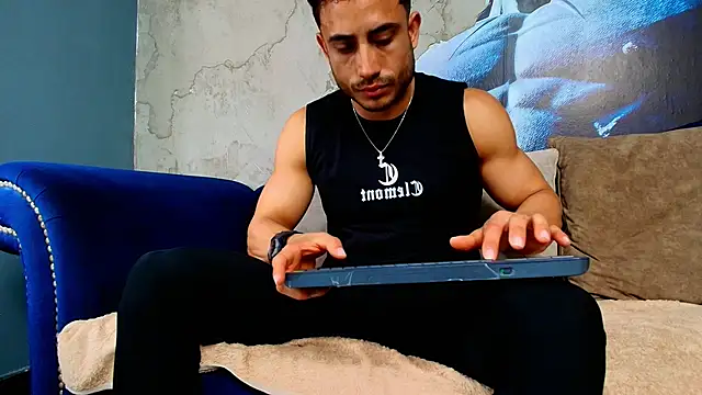 Vans Ross online show from May 2026 01:48:02 PM