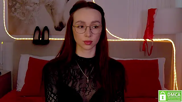 Snapshot of Emily_Simon chatting on February 2026 06:07:01 AM Emily Simon online show from February 2026 06:07:01 AM