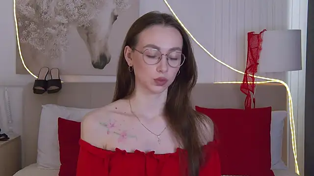 Emily Simon online show from April 2026 04:57:02 AM