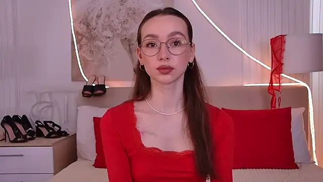 Emily Simon online show from May 2026 05:14:02 AM