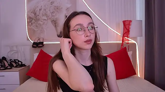 Emily Simon online show from May 2026 05:58:02 AM