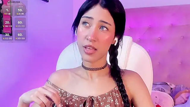 internett sweetheart online show from April 2026 06:19:01 AM