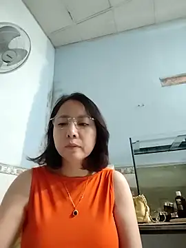 Snapshot of Famrita chatting on February 2026 02:19:02 AM Famrita online show from February 2026 02:19:02 AM