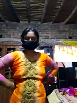 Hot Sweeti online show from April 2026 03:12:01 AM