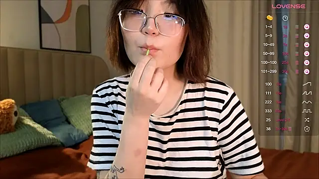 Snapshot of nullgirl chatting on February 2026 02:08:02 AM nullgirl online show from February 2026 02:08:02 AM