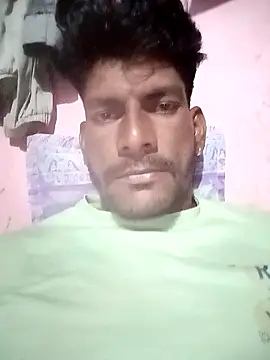 Snapshot of Hairymax_boy chatting on March 2026 01:35:02 PM Hairymax boy online show from March 2026 01:35:02 PM