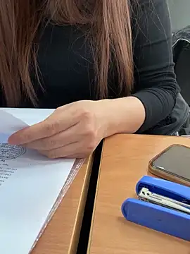 Snapshot of Donna9696 chatting on February 2026 06:11:02 AM Donna9696 online show from February 2026 06:11:02 AM