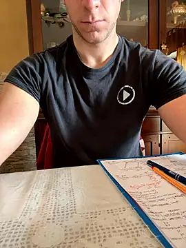 Snapshot of badCecio chatting on January 2026 11:05:01 AM badCecio online show from January 2026 11:05:01 AM